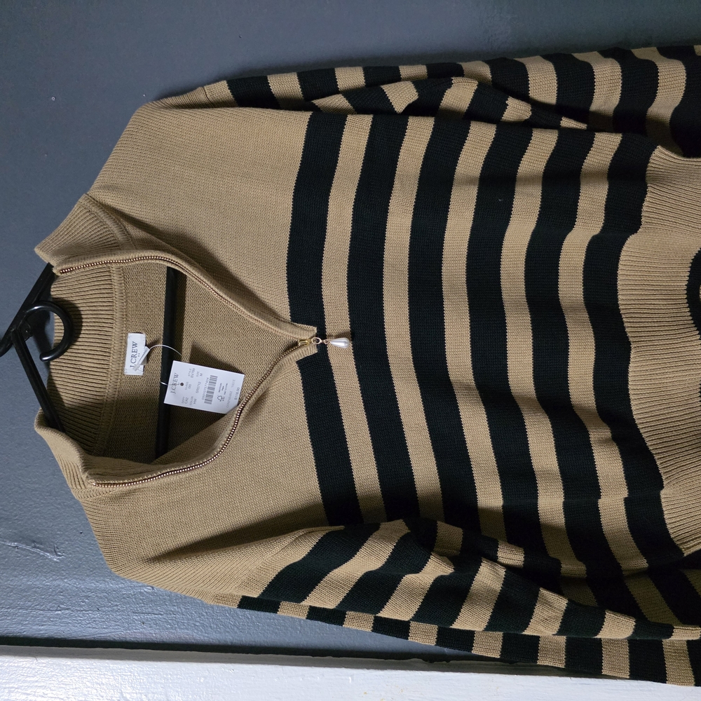 Navy Zip Up Sweater with Cozy Knit and Versatile Design